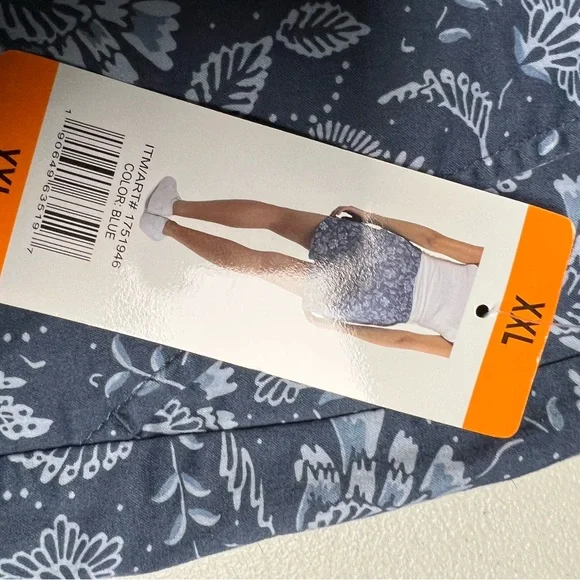 Floral Print Shorts - Picture 2 of 6